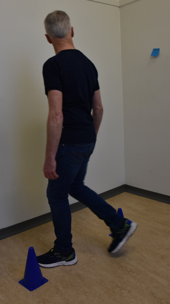 walking figure of 8